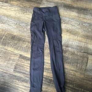 Lululemon leggings with pockets